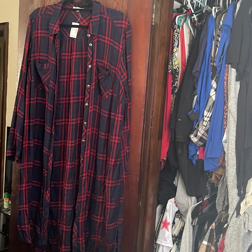 Maurices long flannel shirt size 3